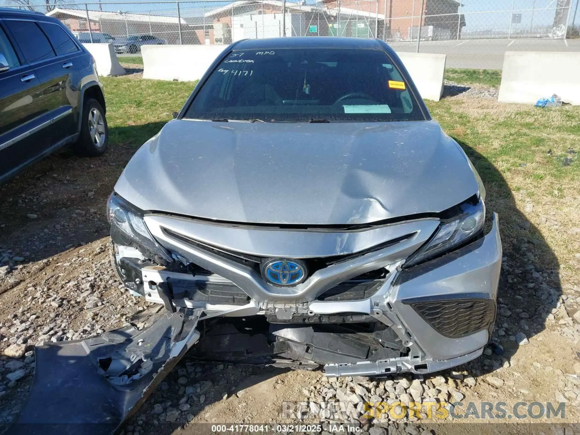 6 Photograph of a damaged car 4T1K31AK1NU044171 TOYOTA CAMRY 2022
