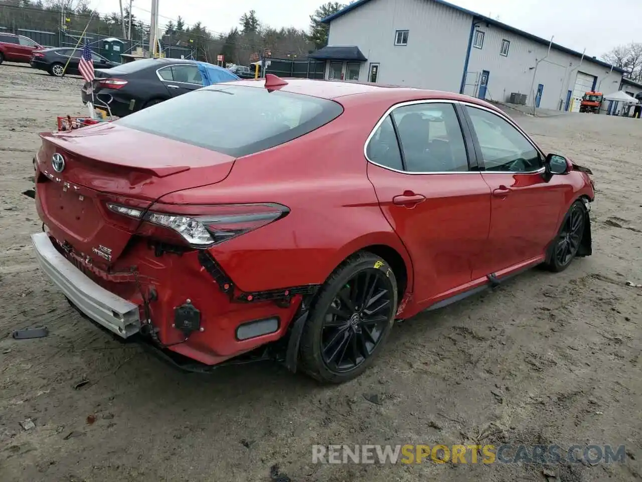 3 Photograph of a damaged car 4T1K31AK2NU041697 TOYOTA CAMRY 2022