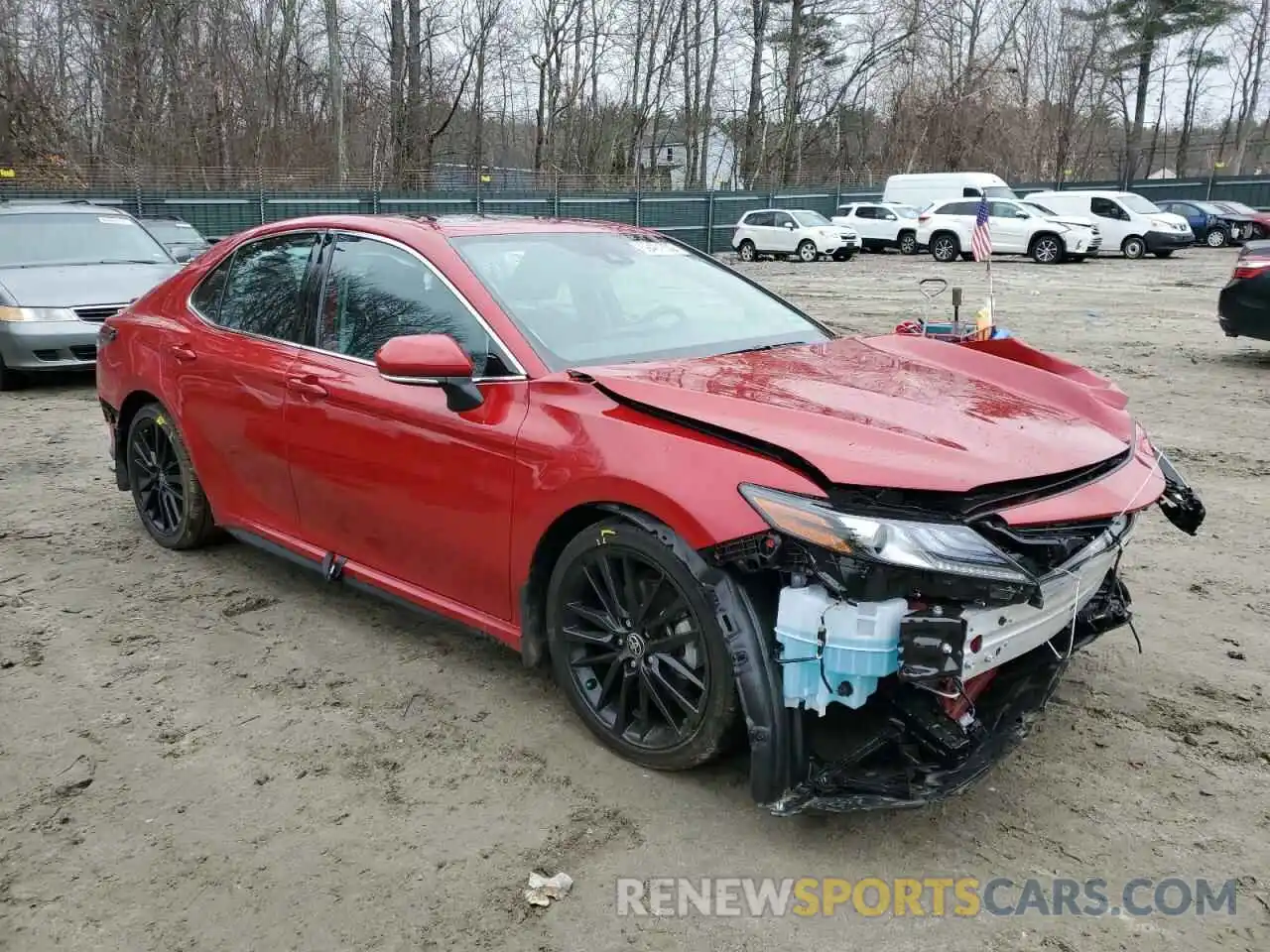 4 Photograph of a damaged car 4T1K31AK2NU041697 TOYOTA CAMRY 2022