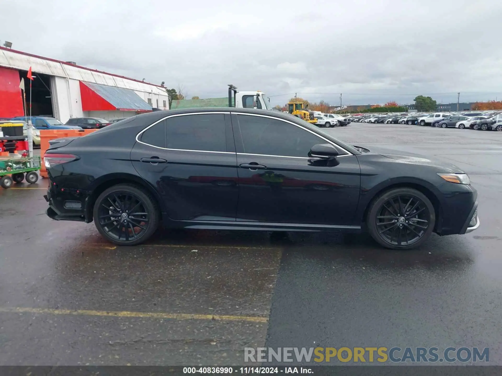 13 Photograph of a damaged car 4T1K31AK2NU597055 TOYOTA CAMRY 2022