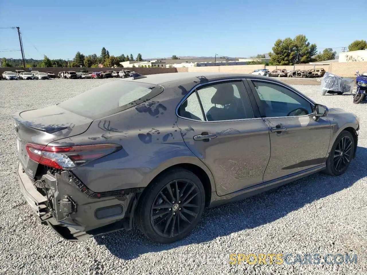 3 Photograph of a damaged car 4T1K31AK3NU578711 TOYOTA CAMRY 2022