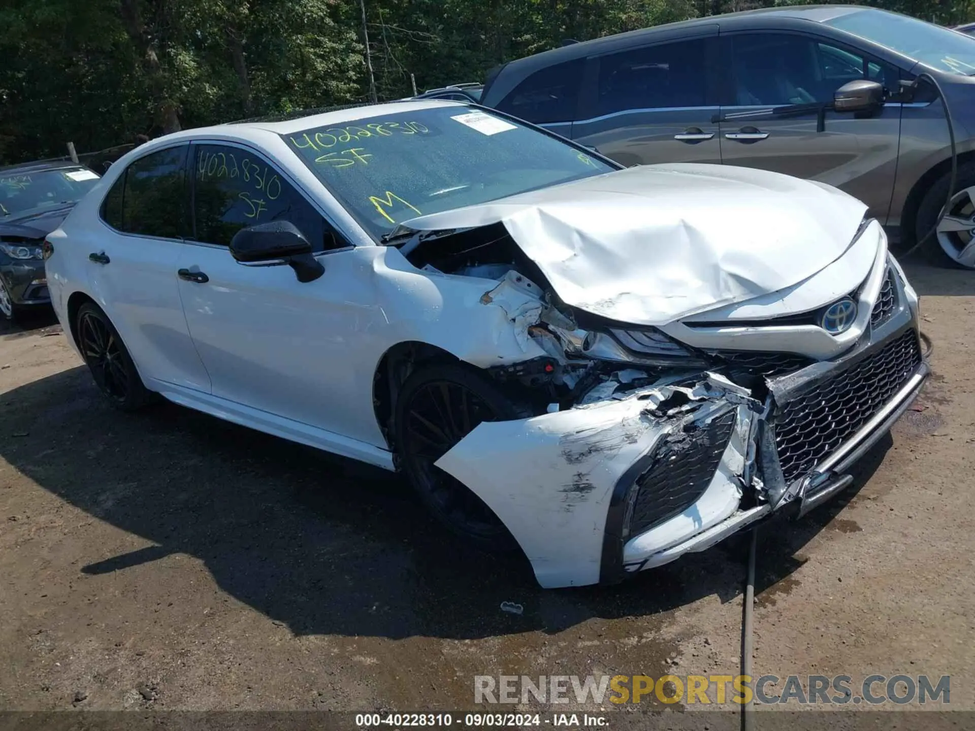 1 Photograph of a damaged car 4T1K31AK3NU586355 TOYOTA CAMRY 2022