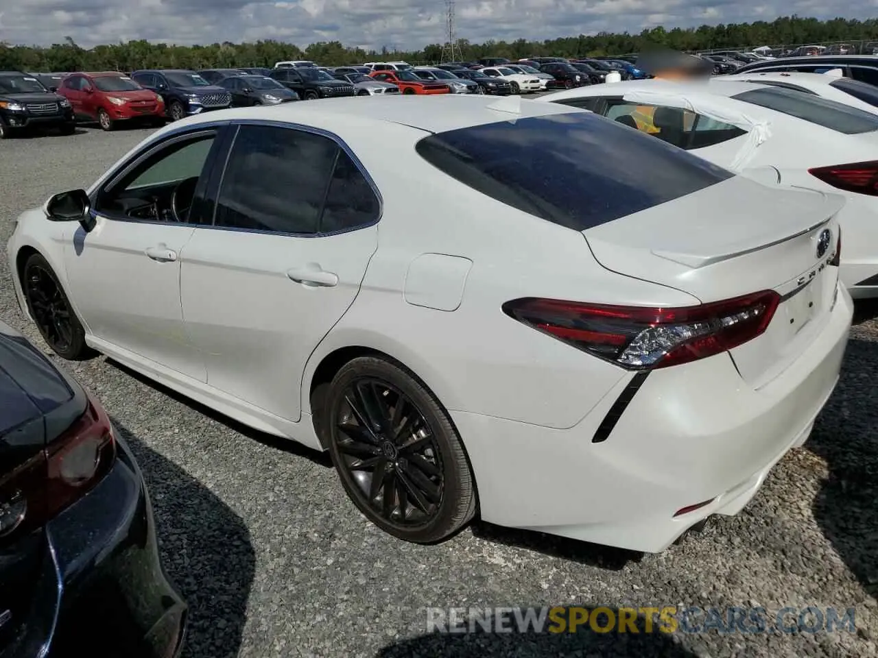 2 Photograph of a damaged car 4T1K31AK5NU571033 TOYOTA CAMRY 2022