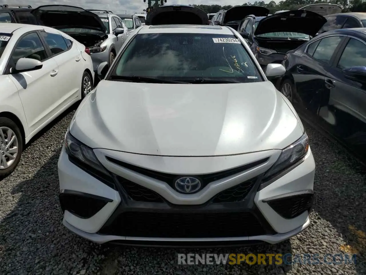 5 Photograph of a damaged car 4T1K31AK5NU571033 TOYOTA CAMRY 2022