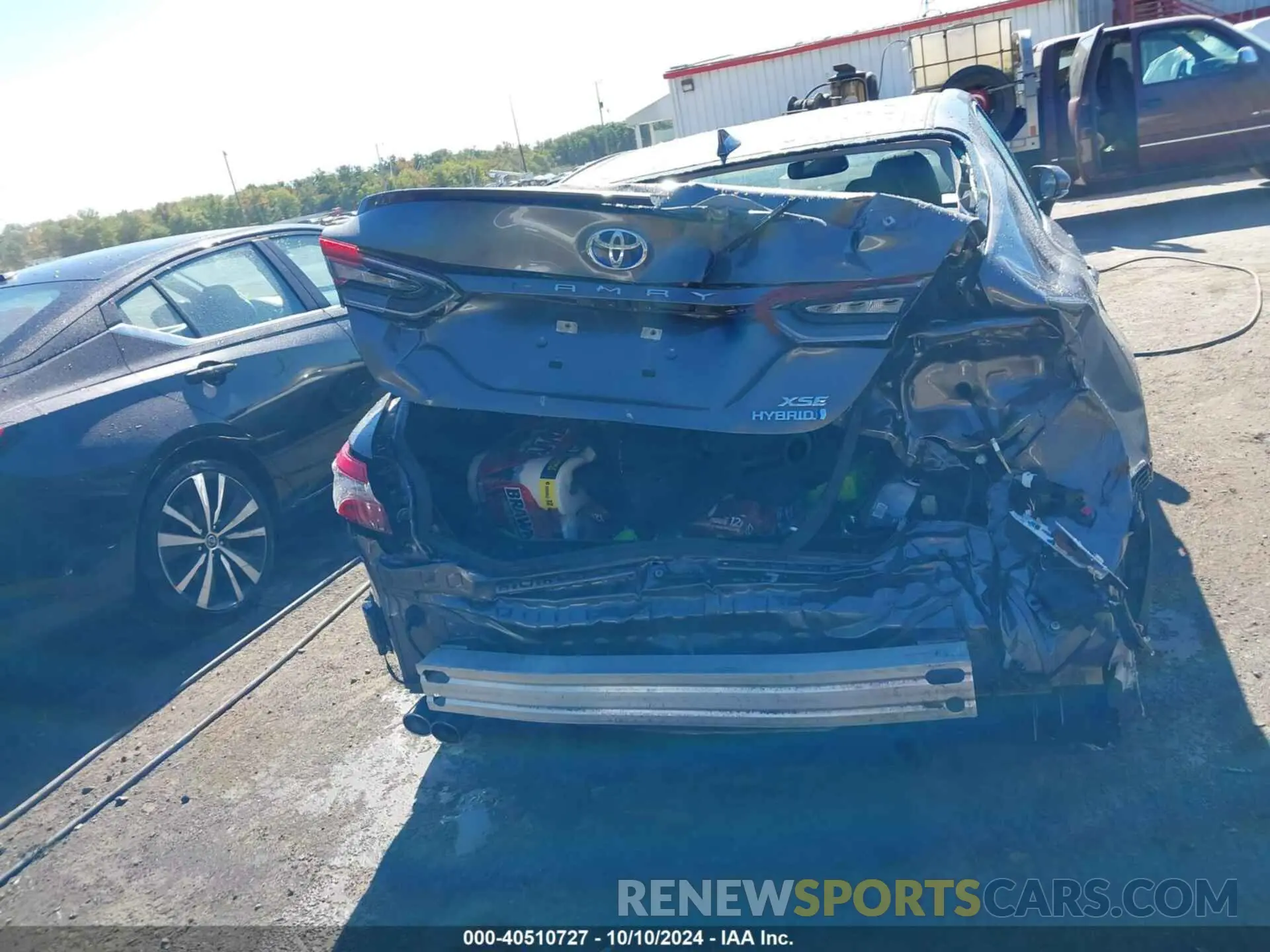 16 Photograph of a damaged car 4T1K31AK5NU593971 TOYOTA CAMRY 2022