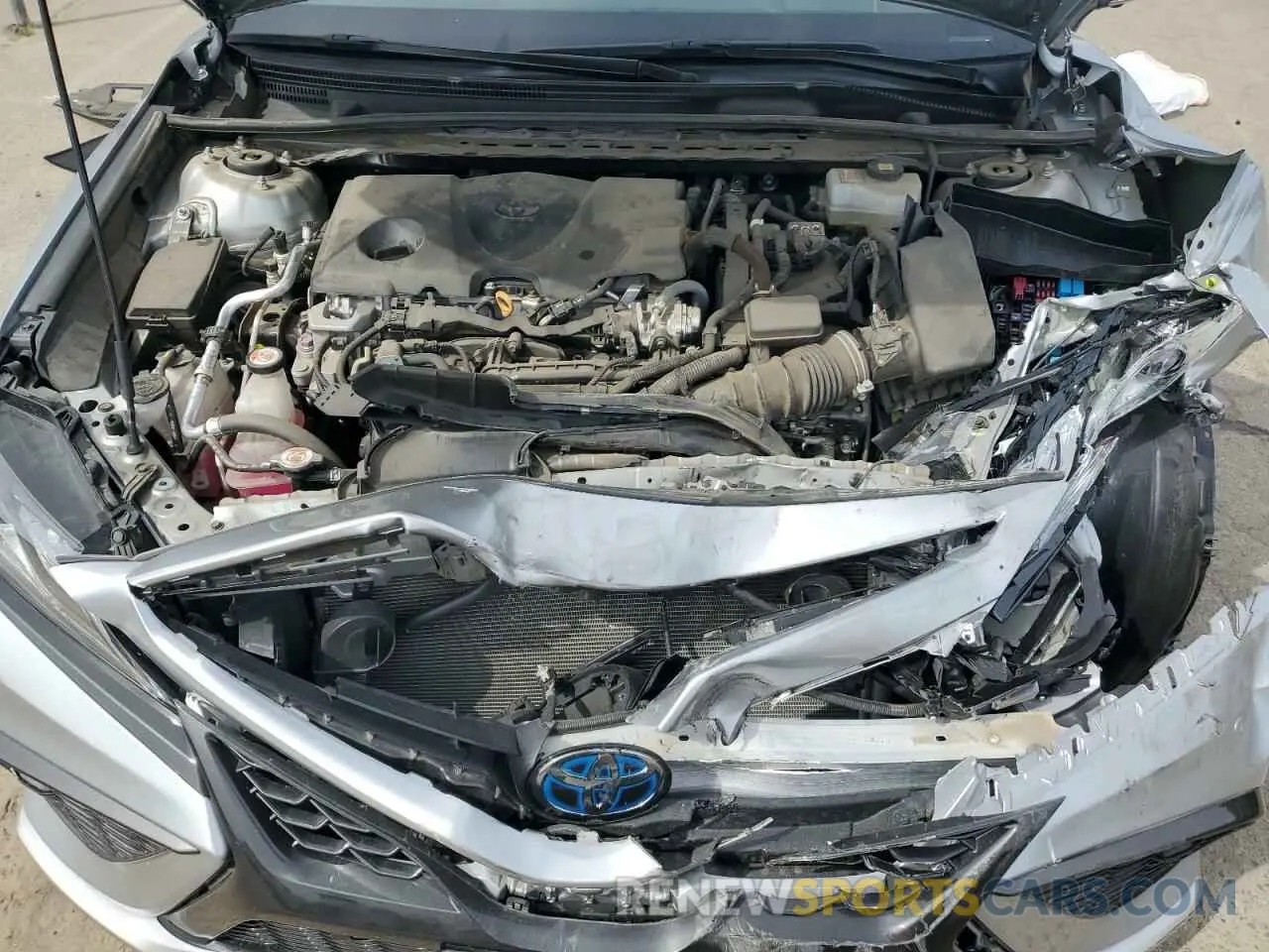 11 Photograph of a damaged car 4T1K31AK6NU042173 TOYOTA CAMRY 2022