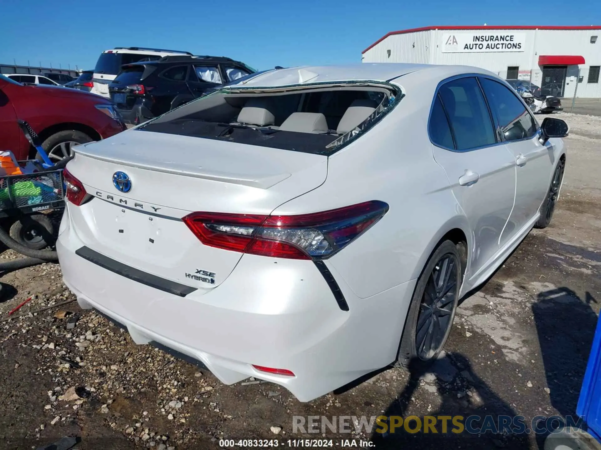 4 Photograph of a damaged car 4T1K31AK6NU590707 TOYOTA CAMRY 2022