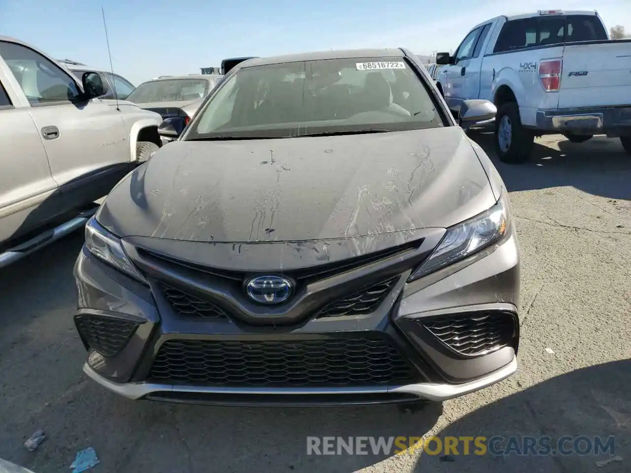 5 Photograph of a damaged car 4T1K31AK7NU040755 TOYOTA CAMRY 2022