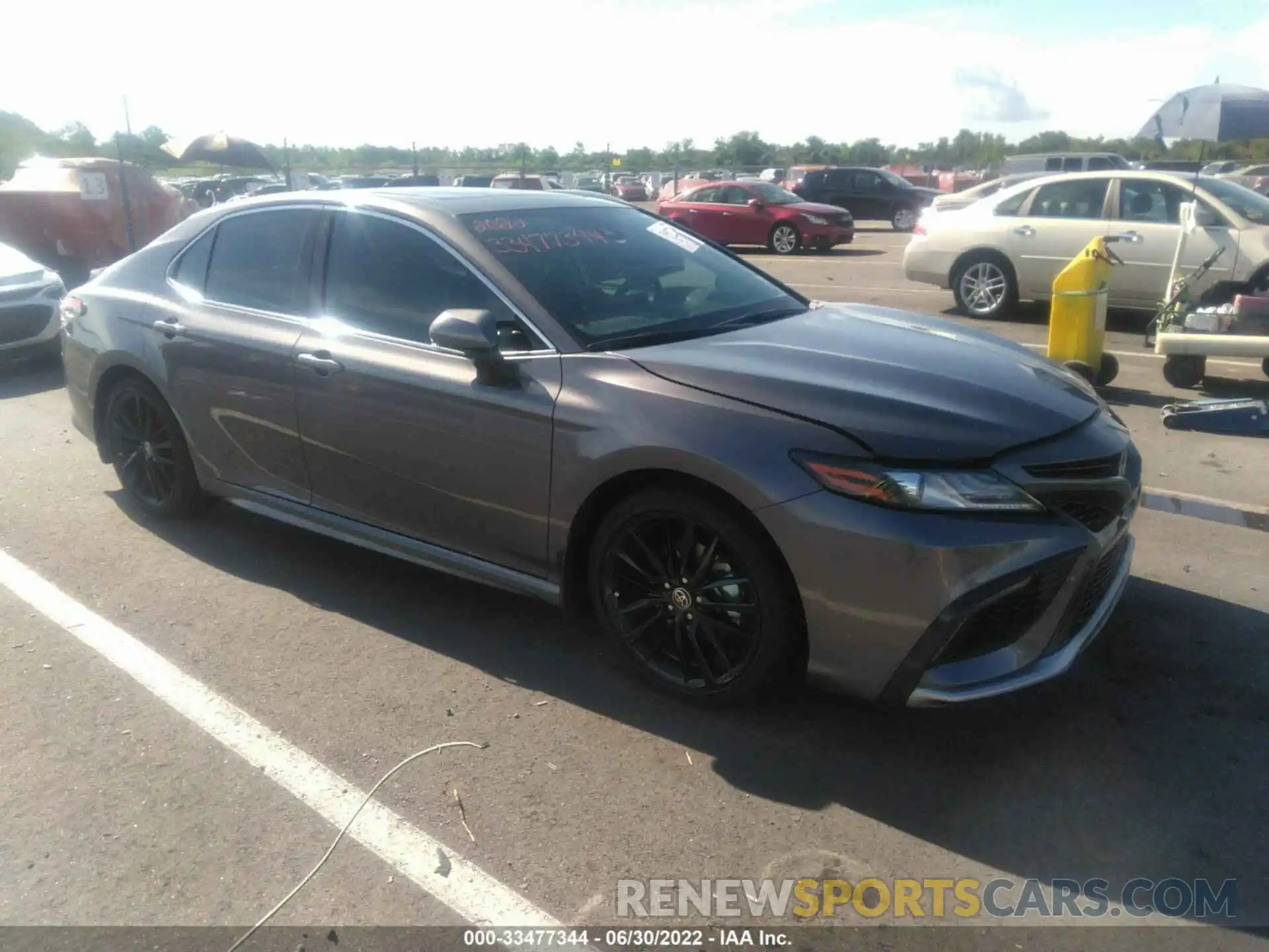 1 Photograph of a damaged car 4T1K31AK7NU573138 TOYOTA CAMRY 2022