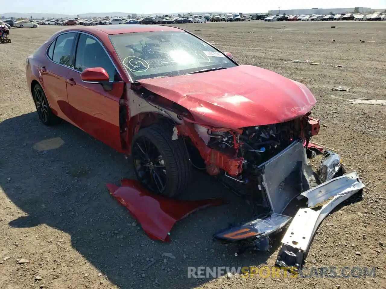 1 Photograph of a damaged car 4T1K31AK8NU035483 TOYOTA CAMRY 2022