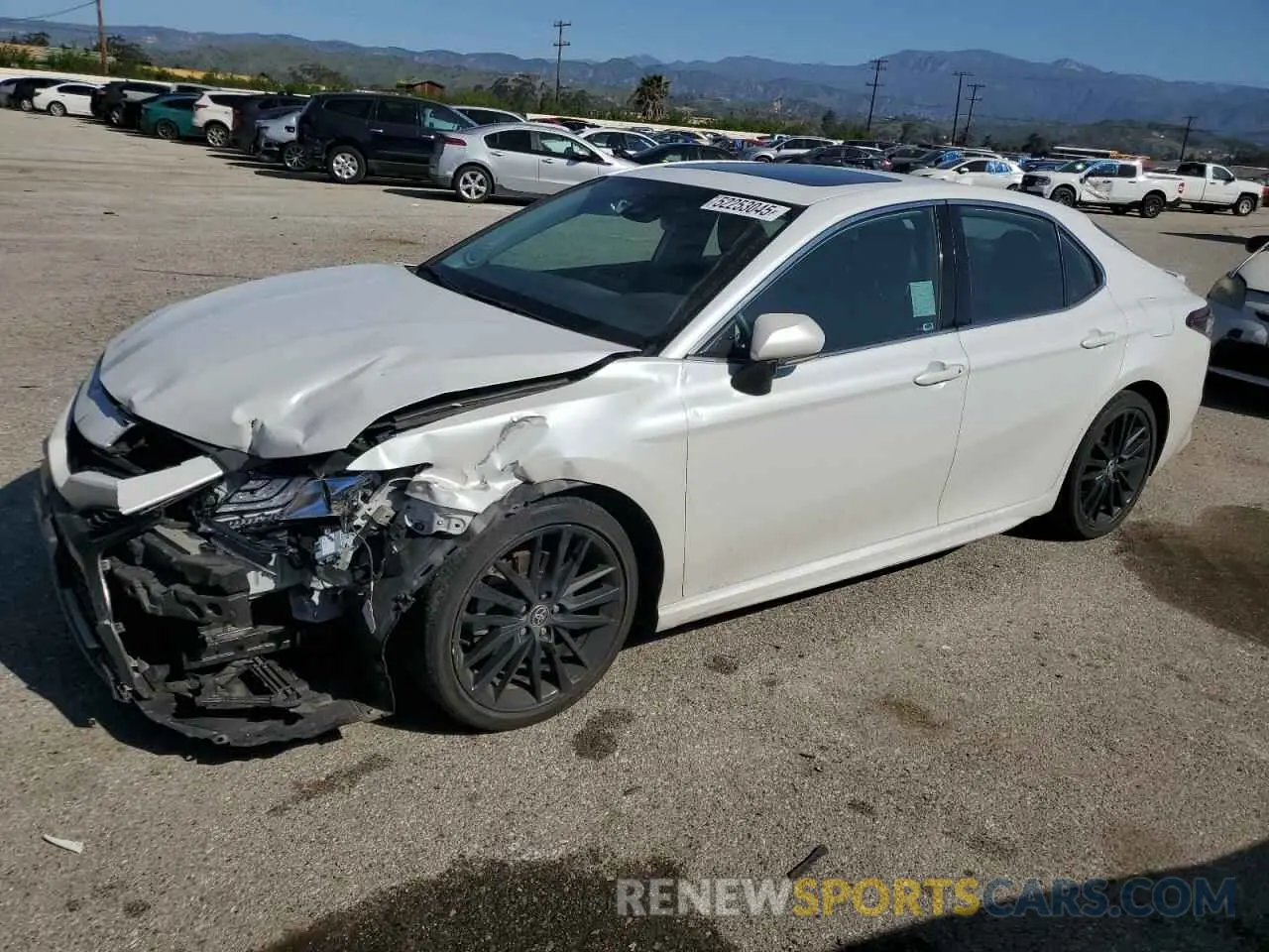 1 Photograph of a damaged car 4T1K31AK8NU577103 TOYOTA CAMRY 2022