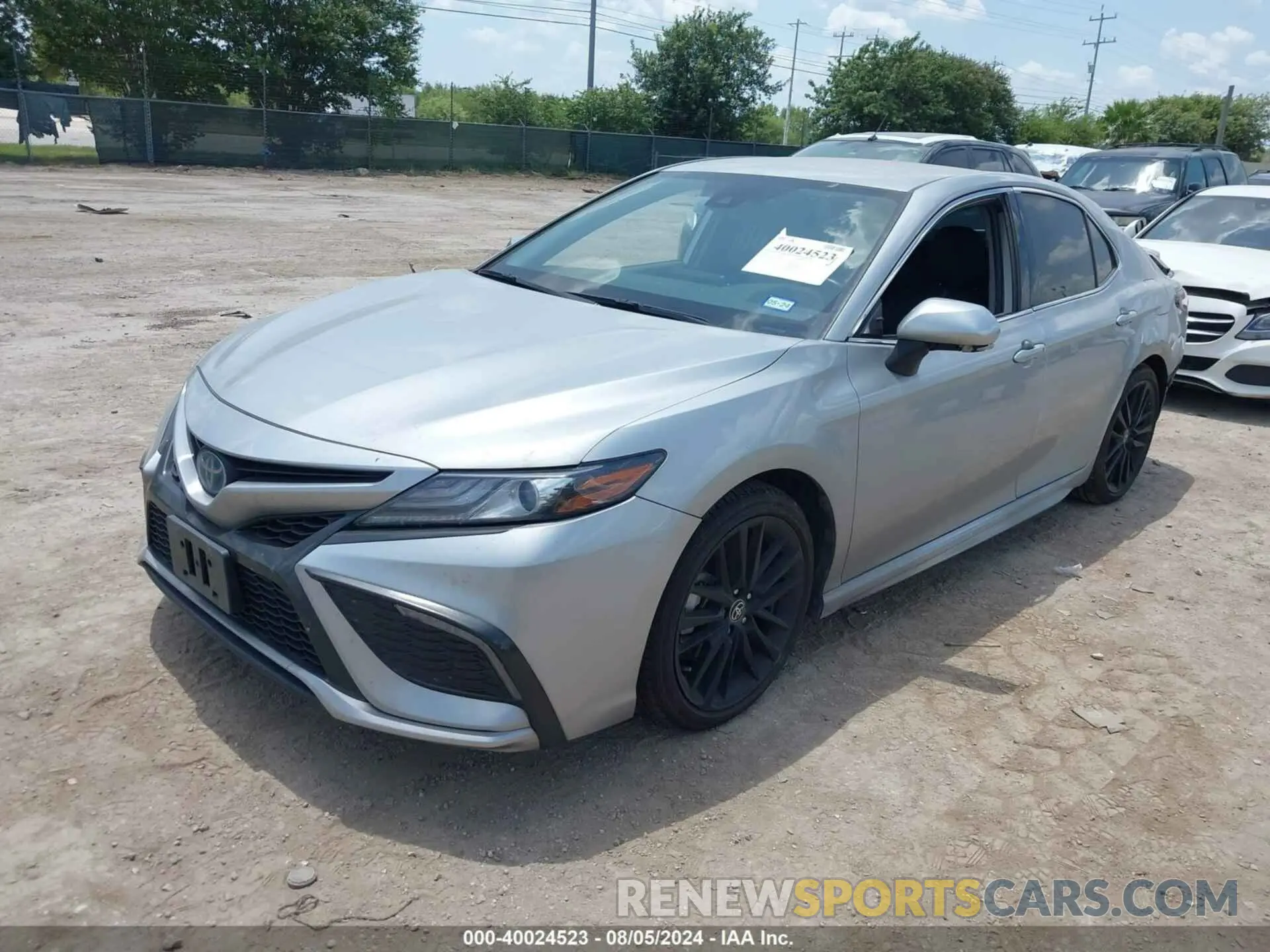 2 Photograph of a damaged car 4T1K31AK9NU041650 TOYOTA CAMRY 2022