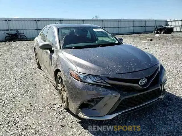 11 Photograph of a damaged car 4T1K31AK9NU571486 TOYOTA CAMRY 2022