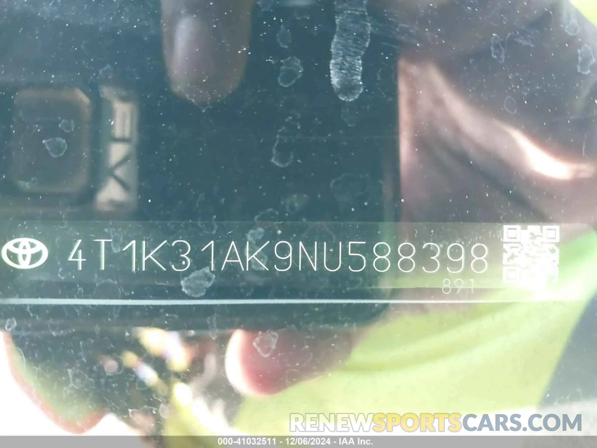 9 Photograph of a damaged car 4T1K31AK9NU588398 TOYOTA CAMRY 2022