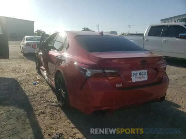 3 Photograph of a damaged car 4T1K61AK0NU013744 TOYOTA CAMRY 2022