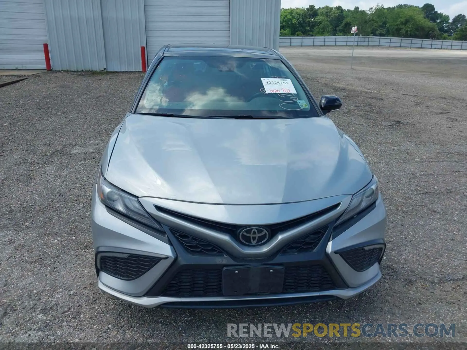 13 Photograph of a damaged car 4T1K61AK0NU062314 TOYOTA CAMRY 2022