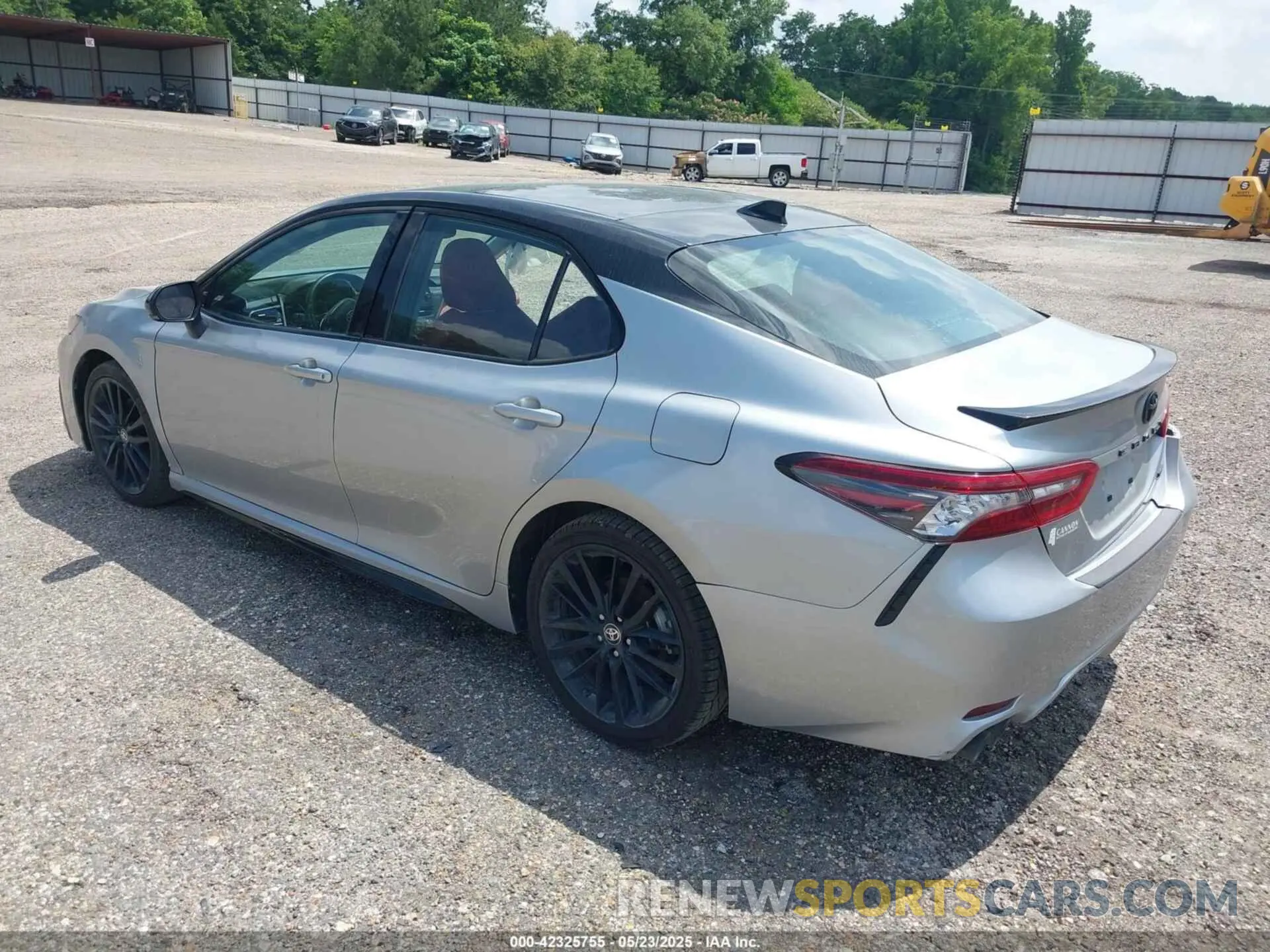 3 Photograph of a damaged car 4T1K61AK0NU062314 TOYOTA CAMRY 2022