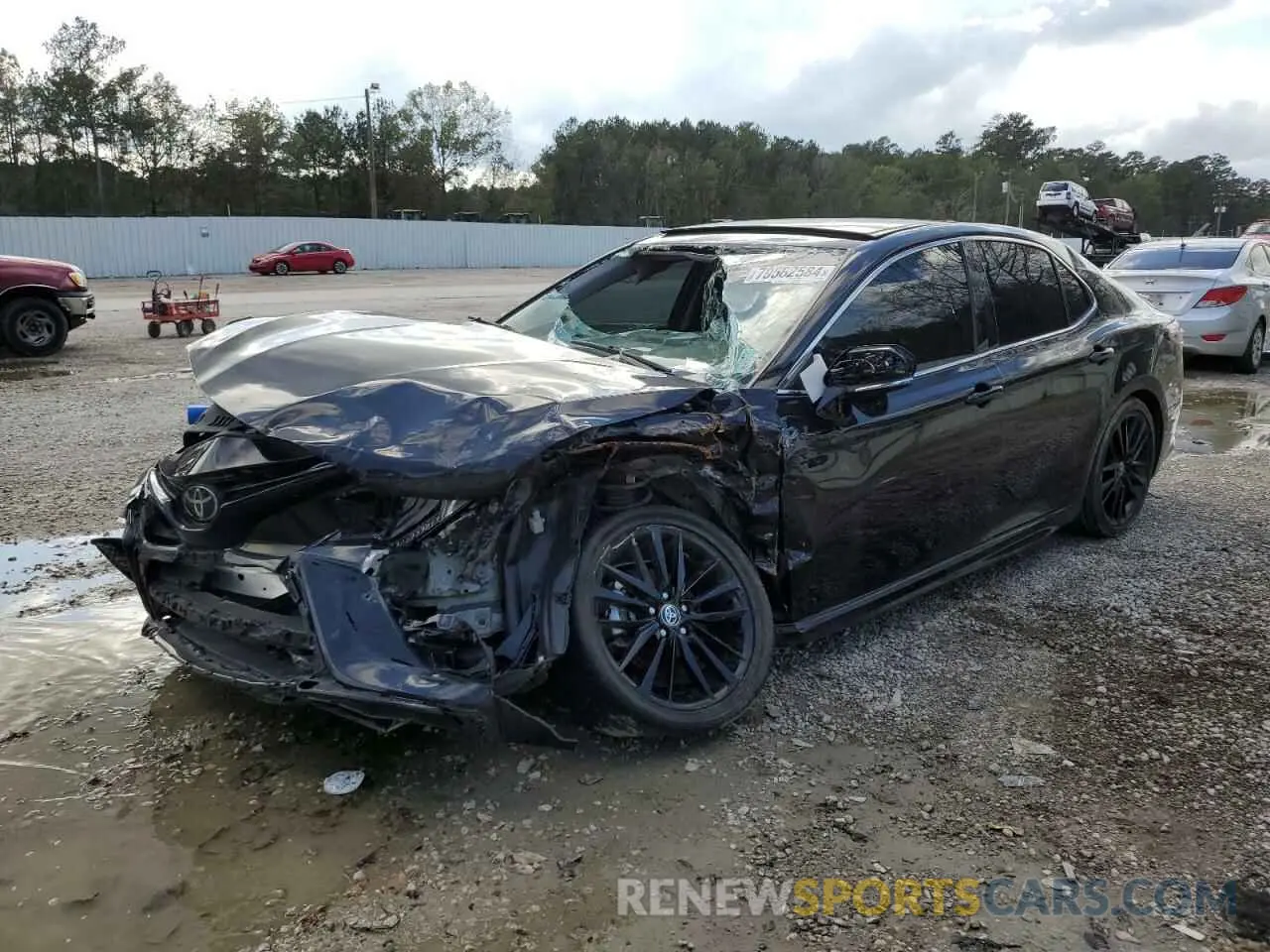 1 Photograph of a damaged car 4T1K61AK0NU063169 TOYOTA CAMRY 2022