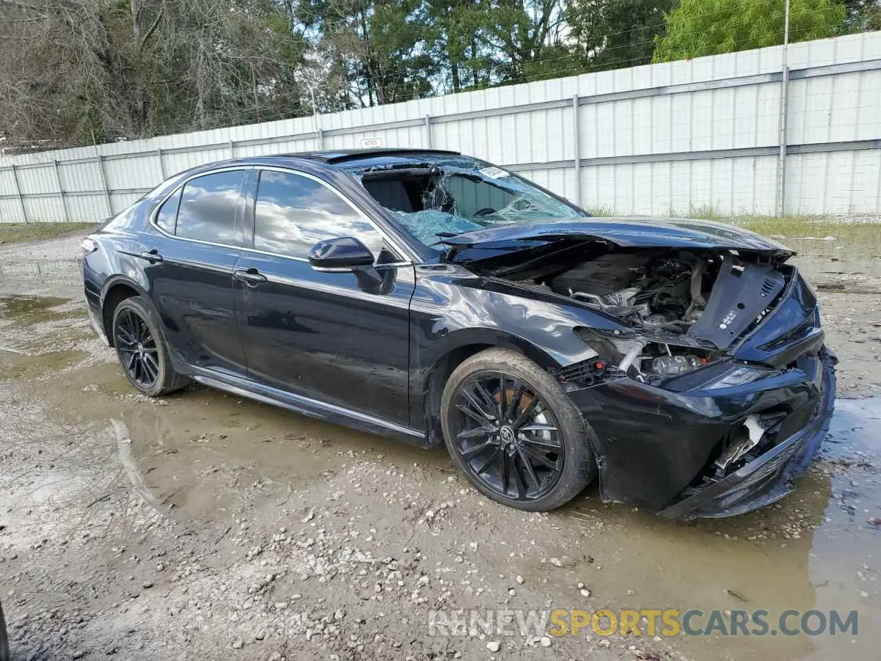4 Photograph of a damaged car 4T1K61AK0NU063169 TOYOTA CAMRY 2022