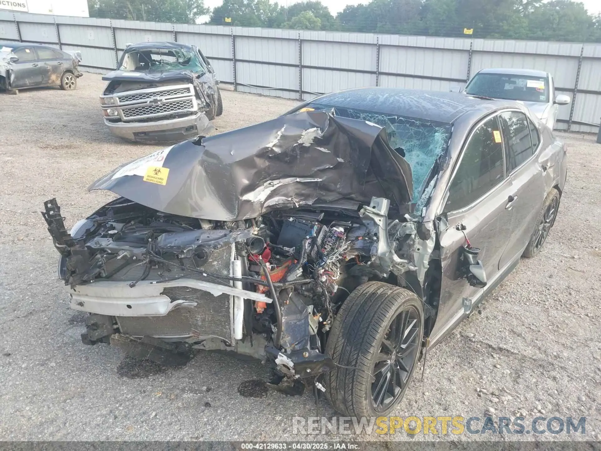 6 Photograph of a damaged car 4T1K61AK0NU718110 TOYOTA CAMRY 2022