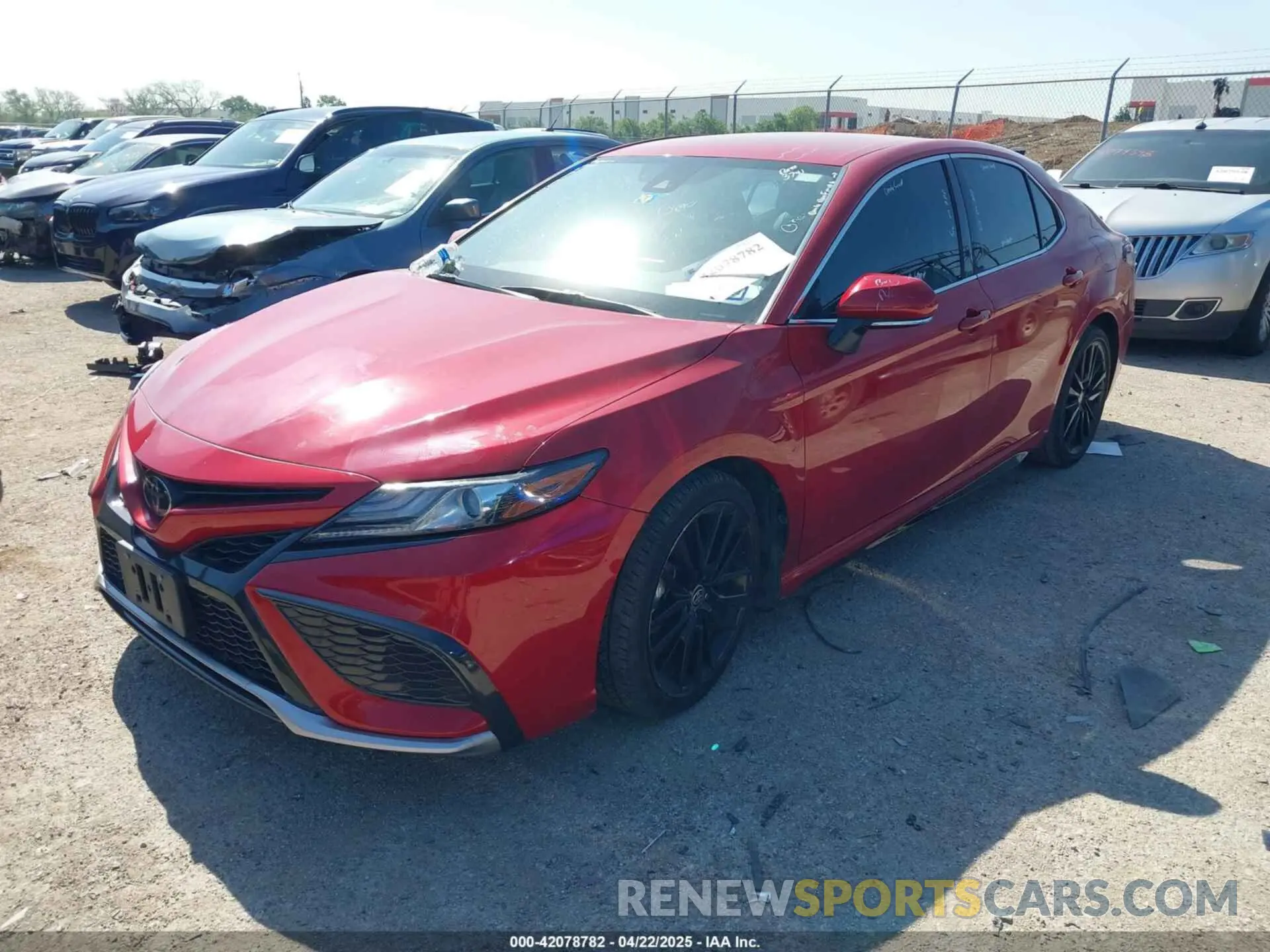 2 Photograph of a damaged car 4T1K61AK1NU006141 TOYOTA CAMRY 2022