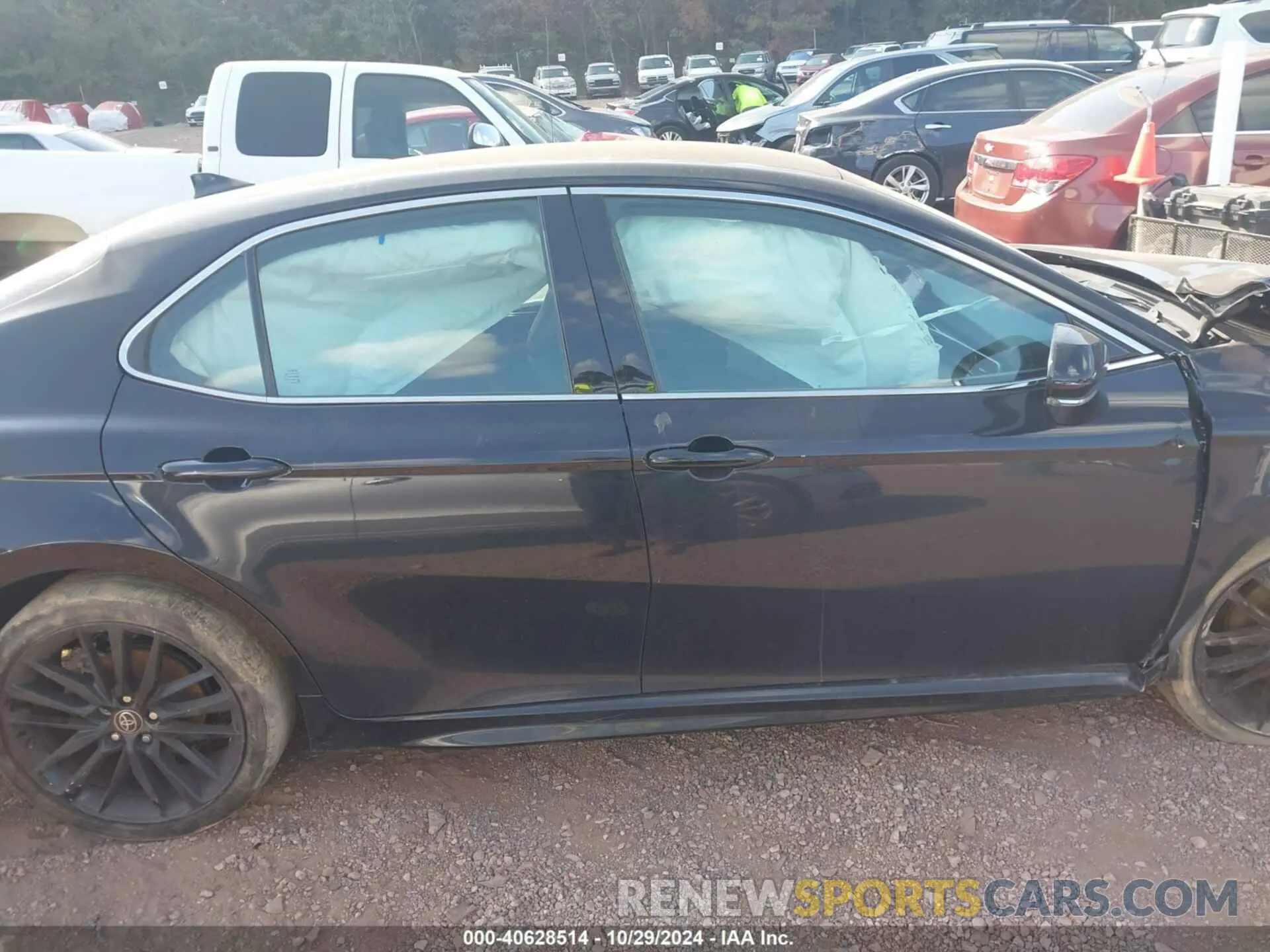 12 Photograph of a damaged car 4T1K61AK1NU007483 TOYOTA CAMRY 2022