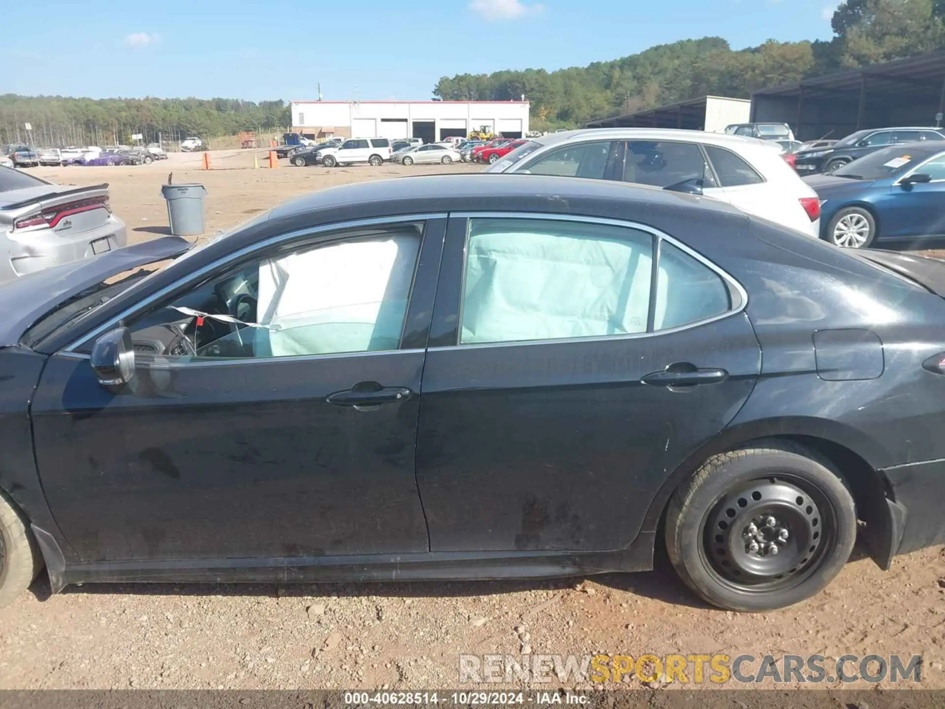 13 Photograph of a damaged car 4T1K61AK1NU007483 TOYOTA CAMRY 2022