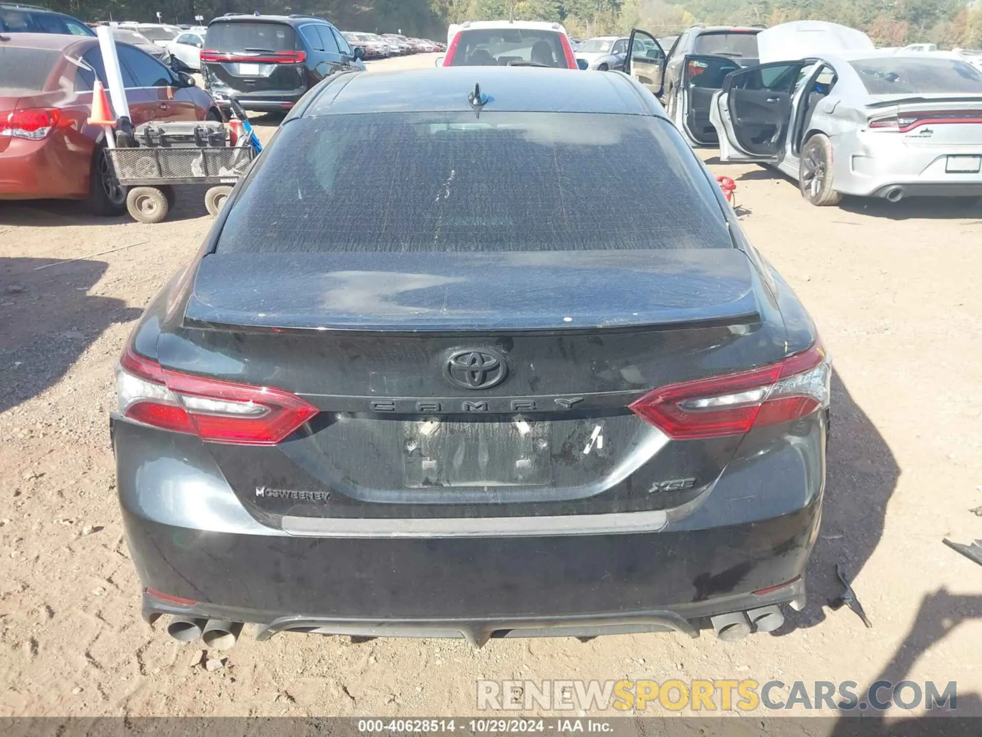 15 Photograph of a damaged car 4T1K61AK1NU007483 TOYOTA CAMRY 2022