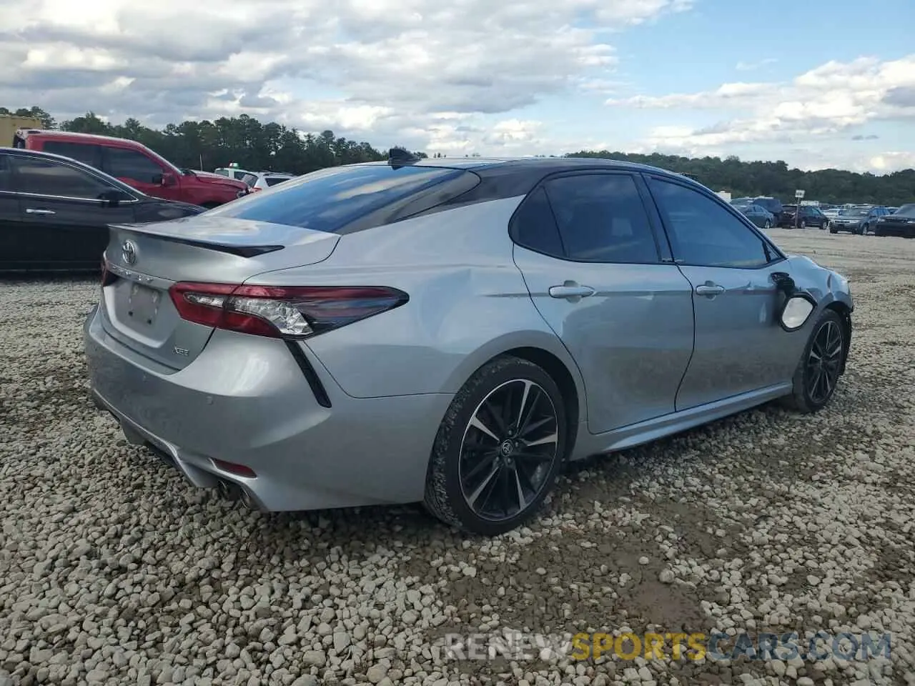3 Photograph of a damaged car 4T1K61AK1NU010965 TOYOTA CAMRY 2022