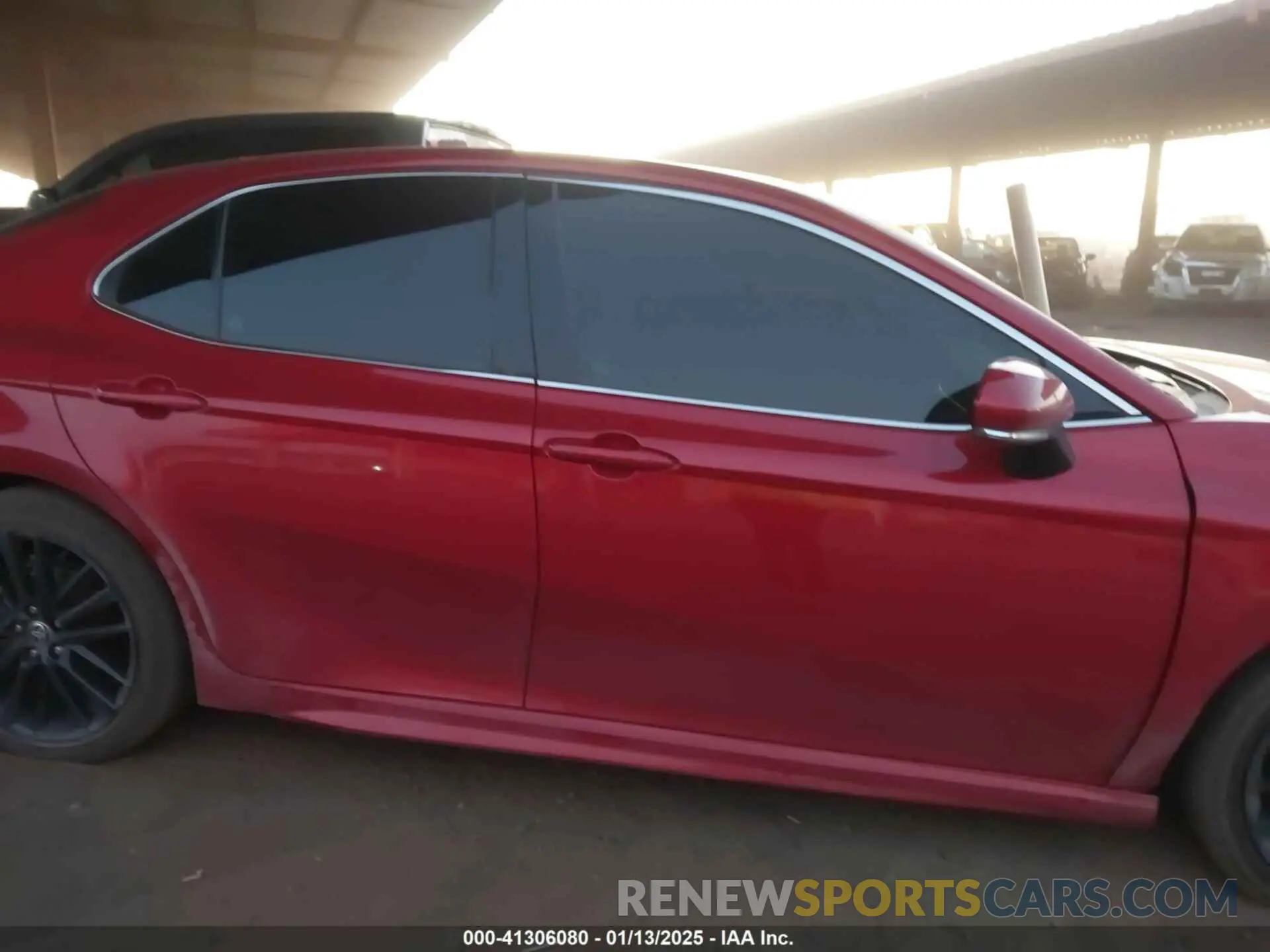 13 Photograph of a damaged car 4T1K61AK1NU018953 TOYOTA CAMRY 2022