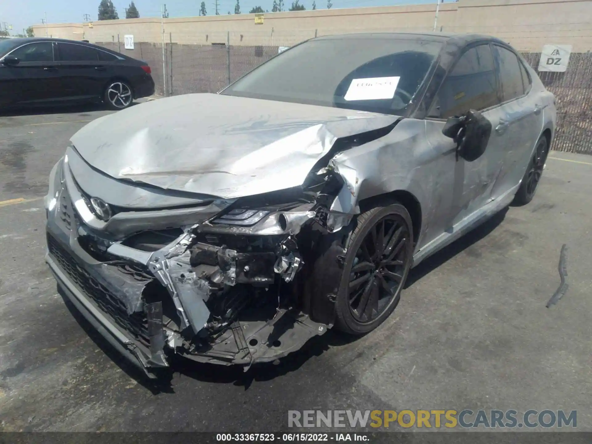 2 Photograph of a damaged car 4T1K61AK1NU020069 TOYOTA CAMRY 2022