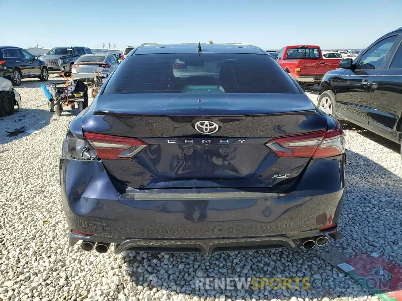 6 Photograph of a damaged car 4T1K61AK1NU021383 TOYOTA CAMRY 2022