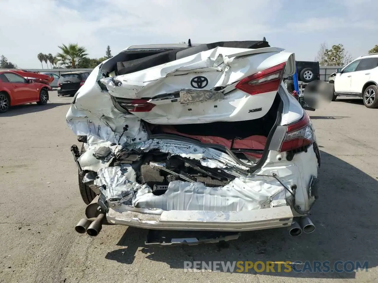 6 Photograph of a damaged car 4T1K61AK1NU023215 TOYOTA CAMRY 2022