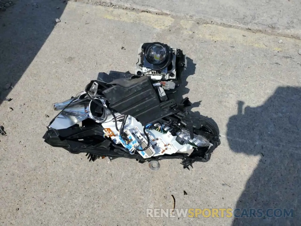 12 Photograph of a damaged car 4T1K61AK1NU023439 TOYOTA CAMRY 2022