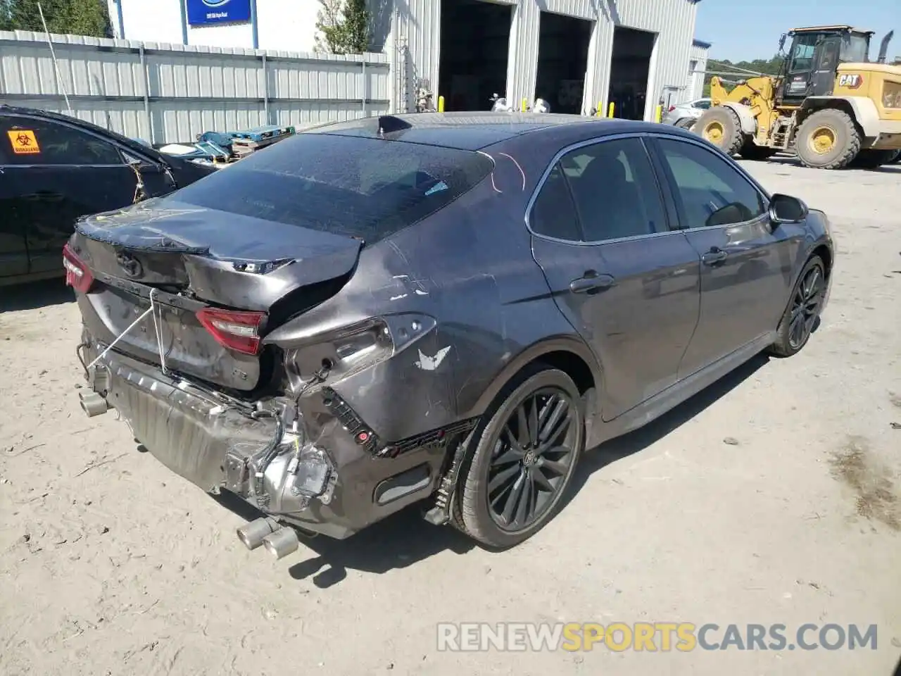 4 Photograph of a damaged car 4T1K61AK1NU025644 TOYOTA CAMRY 2022