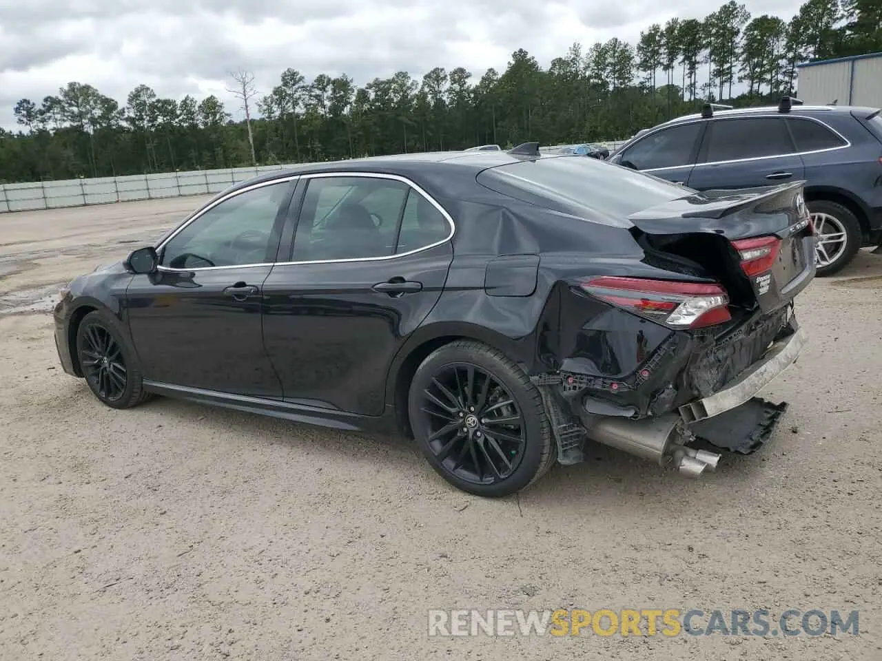 2 Photograph of a damaged car 4T1K61AK2NU006326 TOYOTA CAMRY 2022