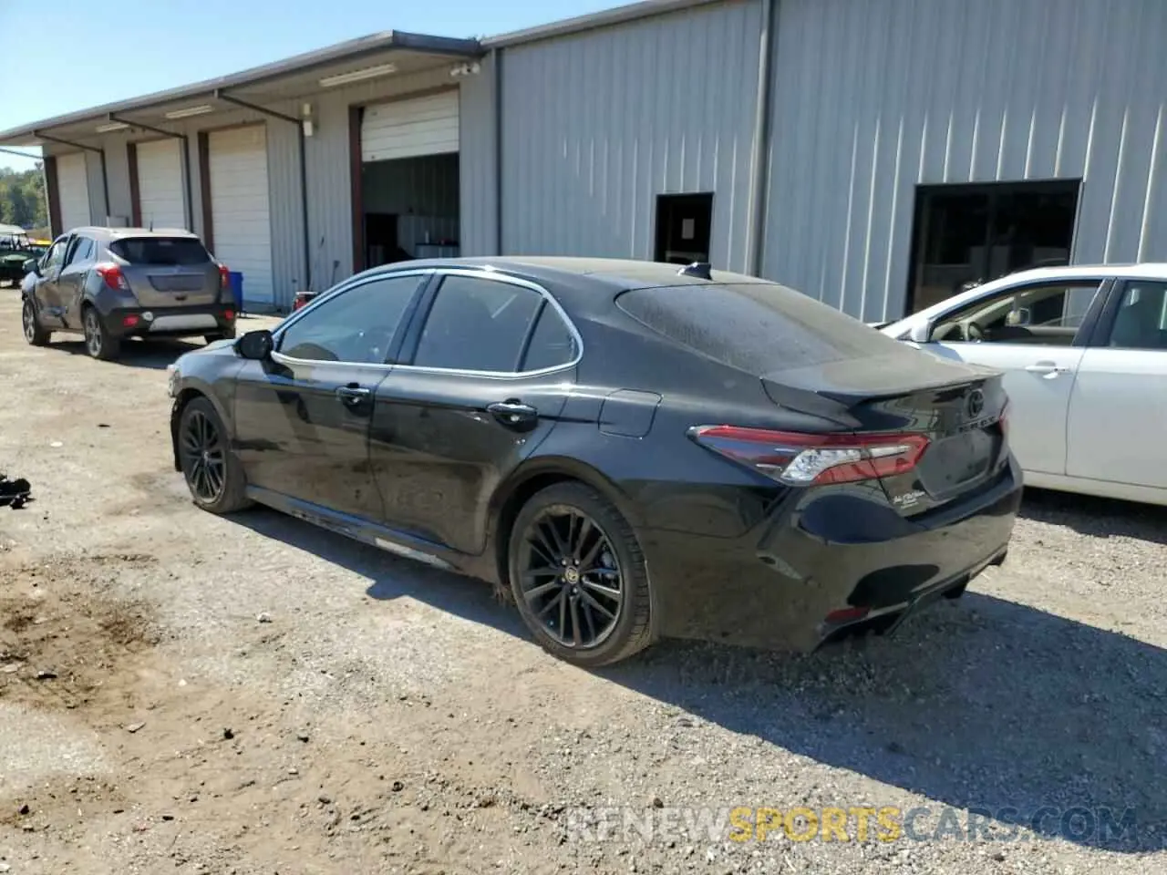 2 Photograph of a damaged car 4T1K61AK2NU025846 TOYOTA CAMRY 2022