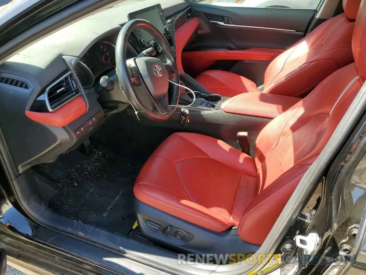 7 Photograph of a damaged car 4T1K61AK2NU025846 TOYOTA CAMRY 2022