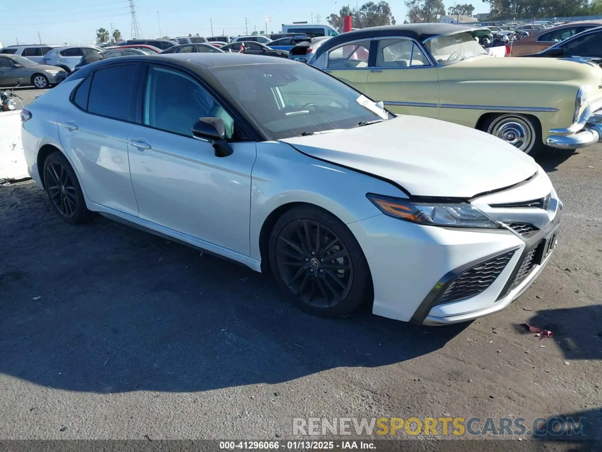1 Photograph of a damaged car 4T1K61AK2NU034434 TOYOTA CAMRY 2022
