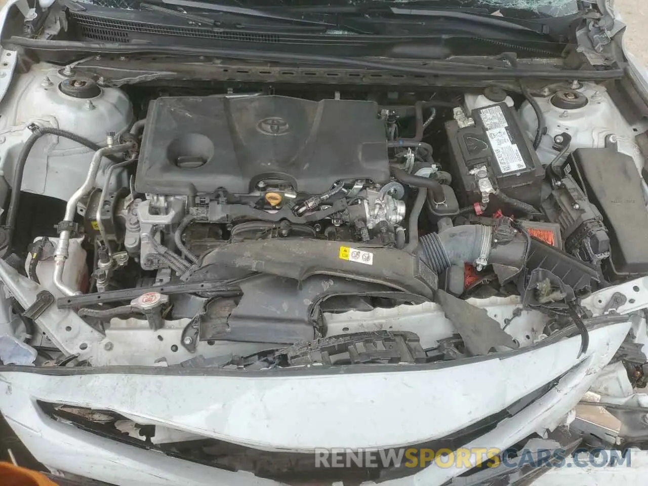 11 Photograph of a damaged car 4T1K61AK2NU068437 TOYOTA CAMRY 2022