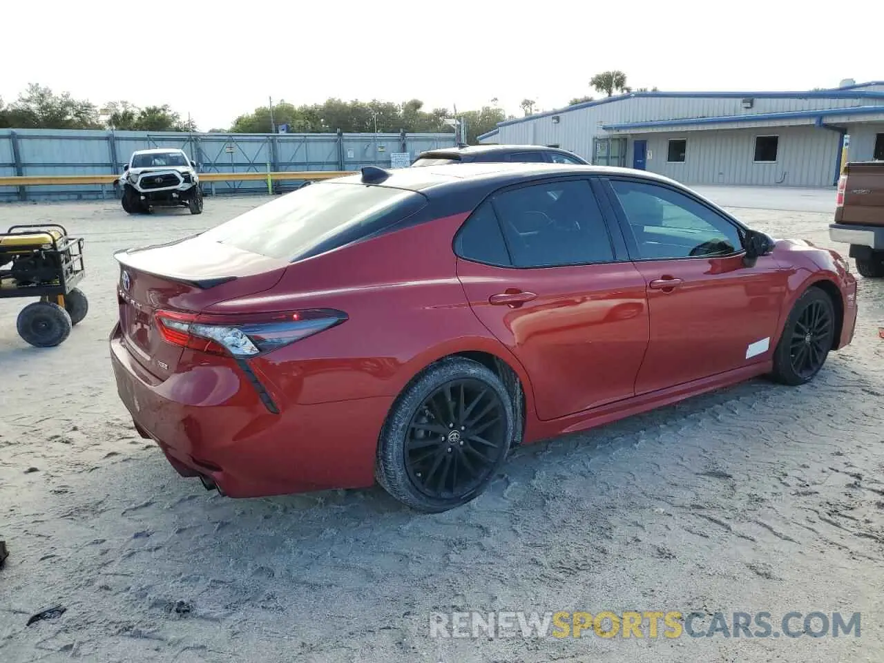 3 Photograph of a damaged car 4T1K61AK2NU073900 TOYOTA CAMRY 2022