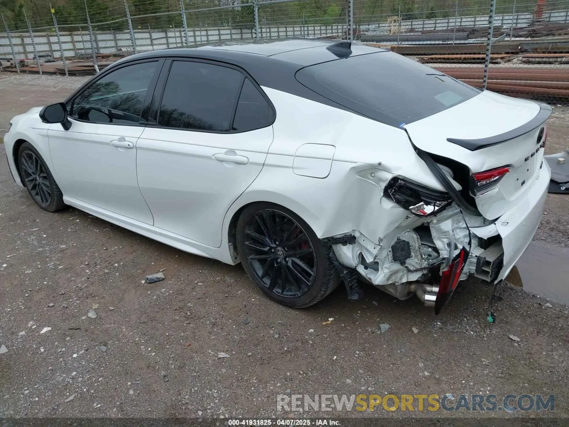 6 Photograph of a damaged car 4T1K61AK3NU015925 TOYOTA CAMRY 2022