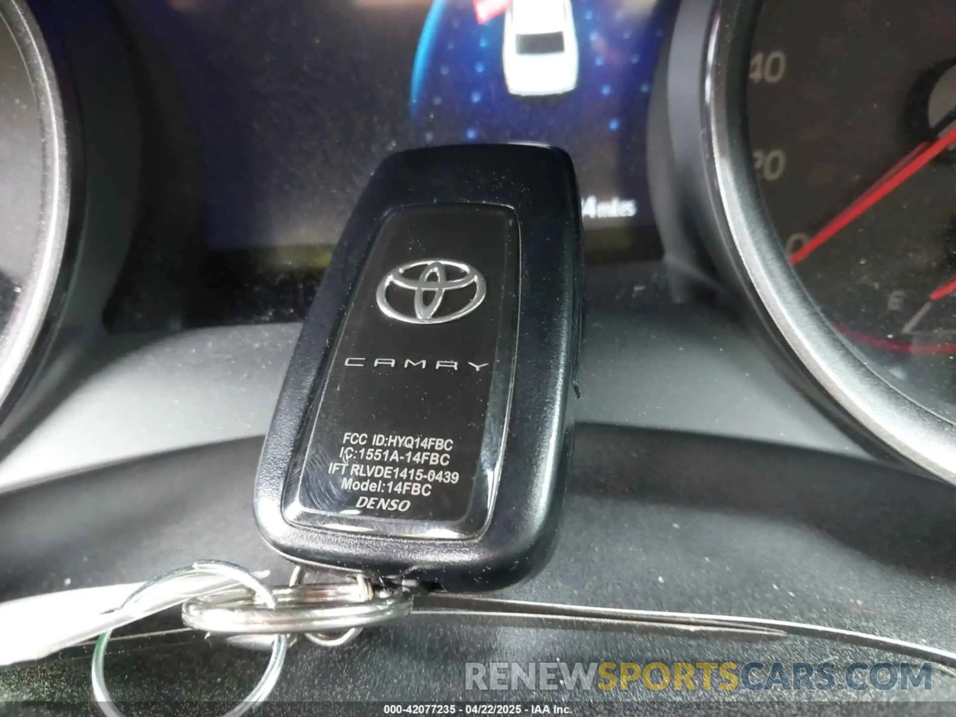 11 Photograph of a damaged car 4T1K61AK3NU020803 TOYOTA CAMRY 2022