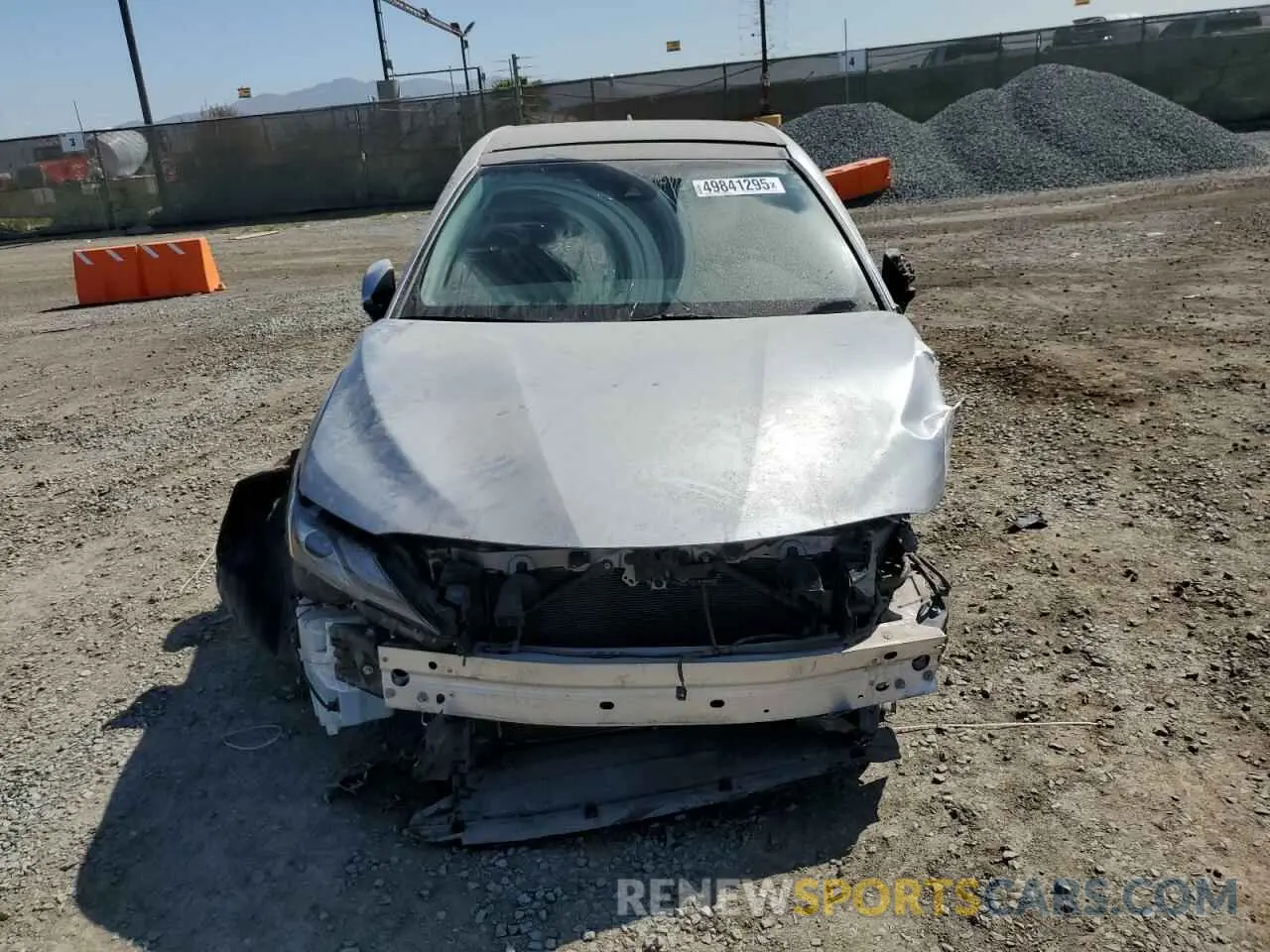 5 Photograph of a damaged car 4T1K61AK3NU025726 TOYOTA CAMRY 2022