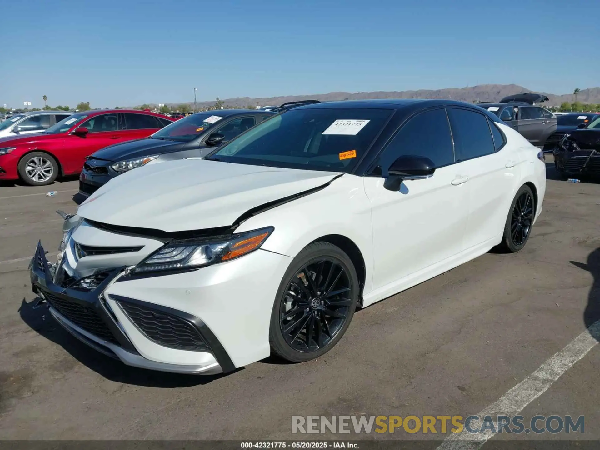 2 Photograph of a damaged car 4T1K61AK3NU061108 TOYOTA CAMRY 2022