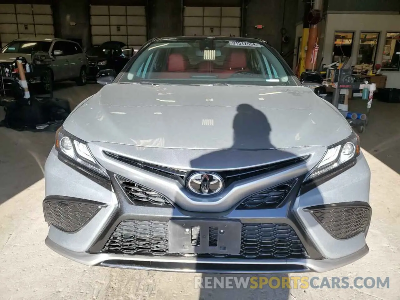 5 Photograph of a damaged car 4T1K61AK3NU069578 TOYOTA CAMRY 2022