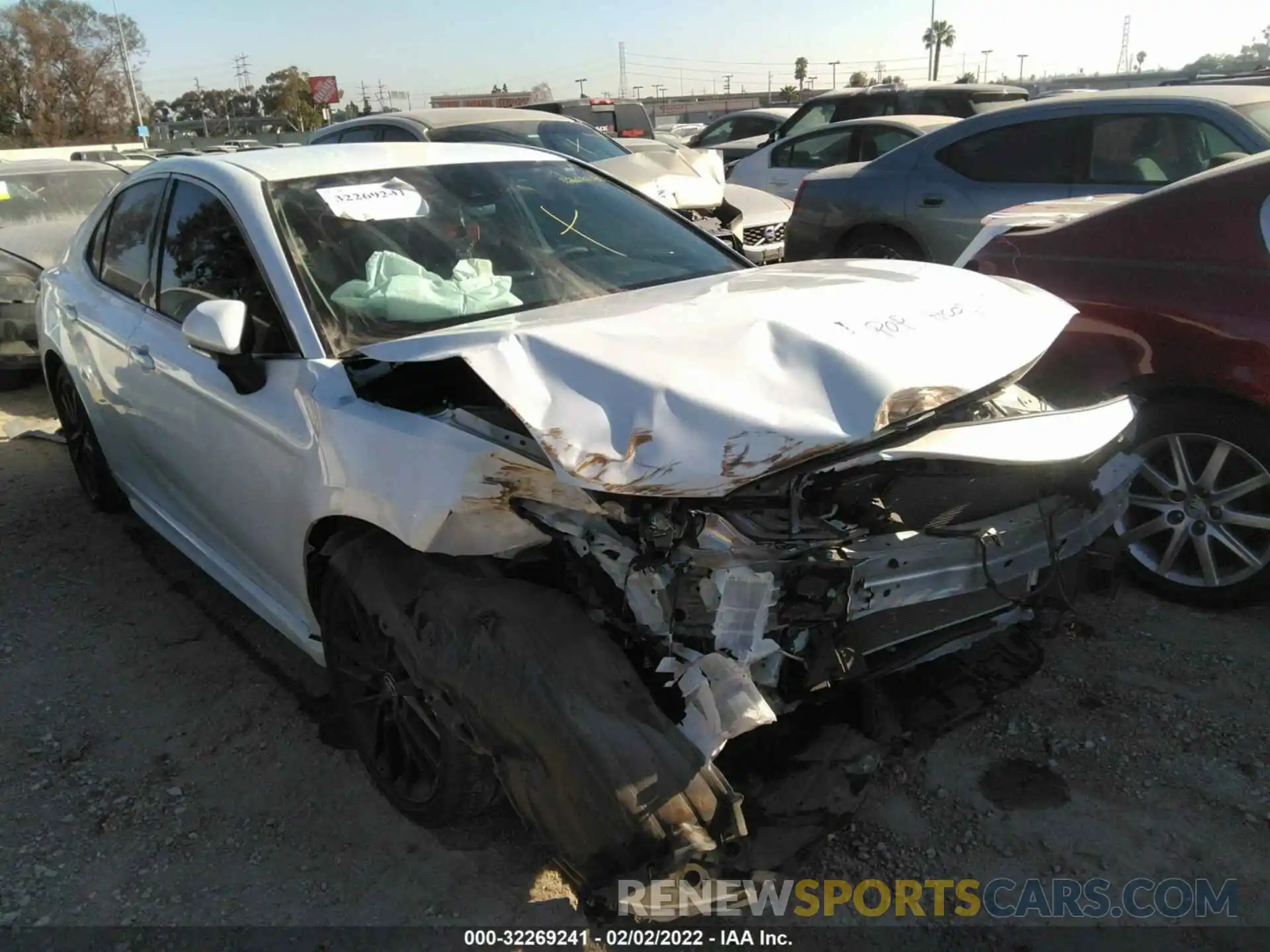 1 Photograph of a damaged car 4T1K61AK3NU618454 TOYOTA CAMRY 2022