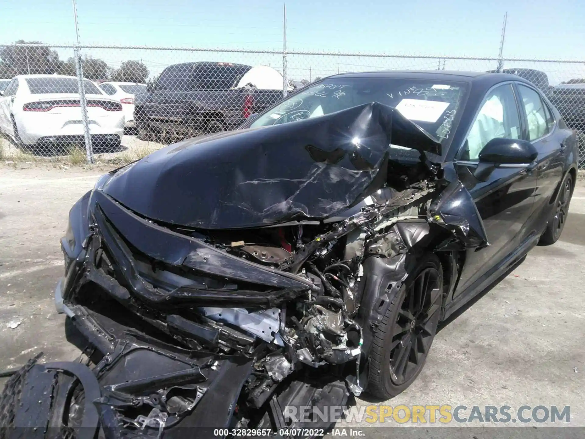 2 Photograph of a damaged car 4T1K61AK4NU018994 TOYOTA CAMRY 2022