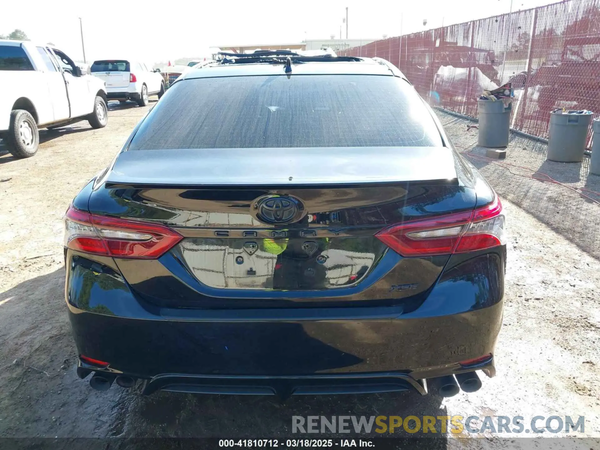 17 Photograph of a damaged car 4T1K61AK4NU024973 TOYOTA CAMRY 2022