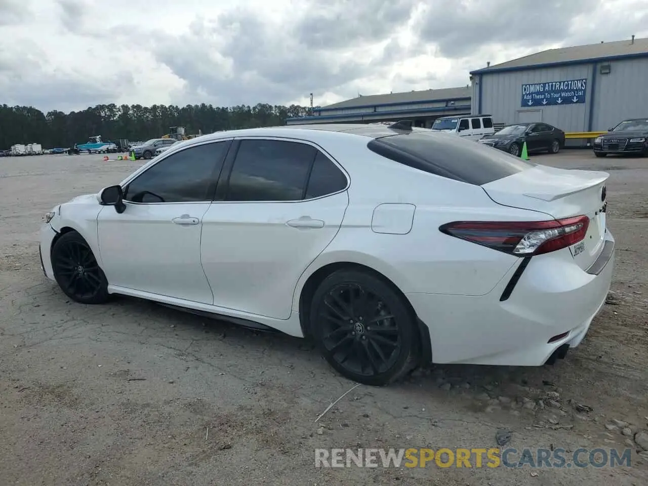 2 Photograph of a damaged car 4T1K61AK4NU067497 TOYOTA CAMRY 2022
